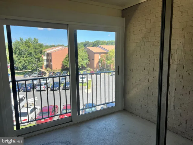 $2,600 | 7927 Mandan Road, Unit 301, Greenbelt, MD 20770