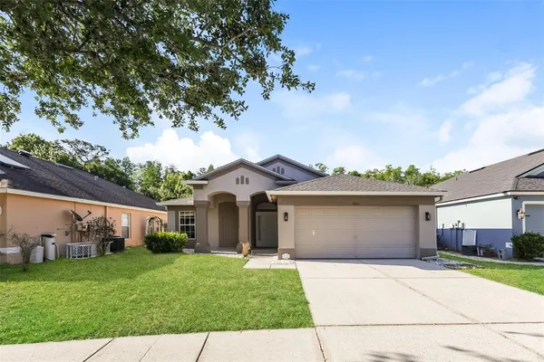 $359,900 | 5921 War Admiral Drive, Wesley Chapel, FL 33544