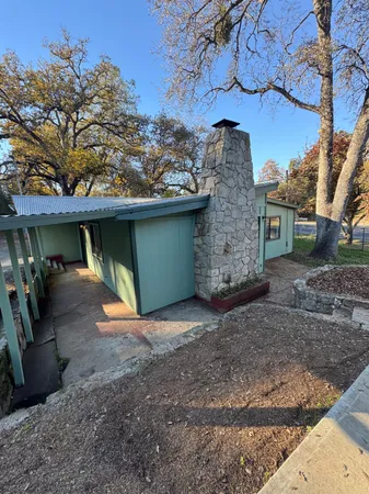 a view of a outdoor space