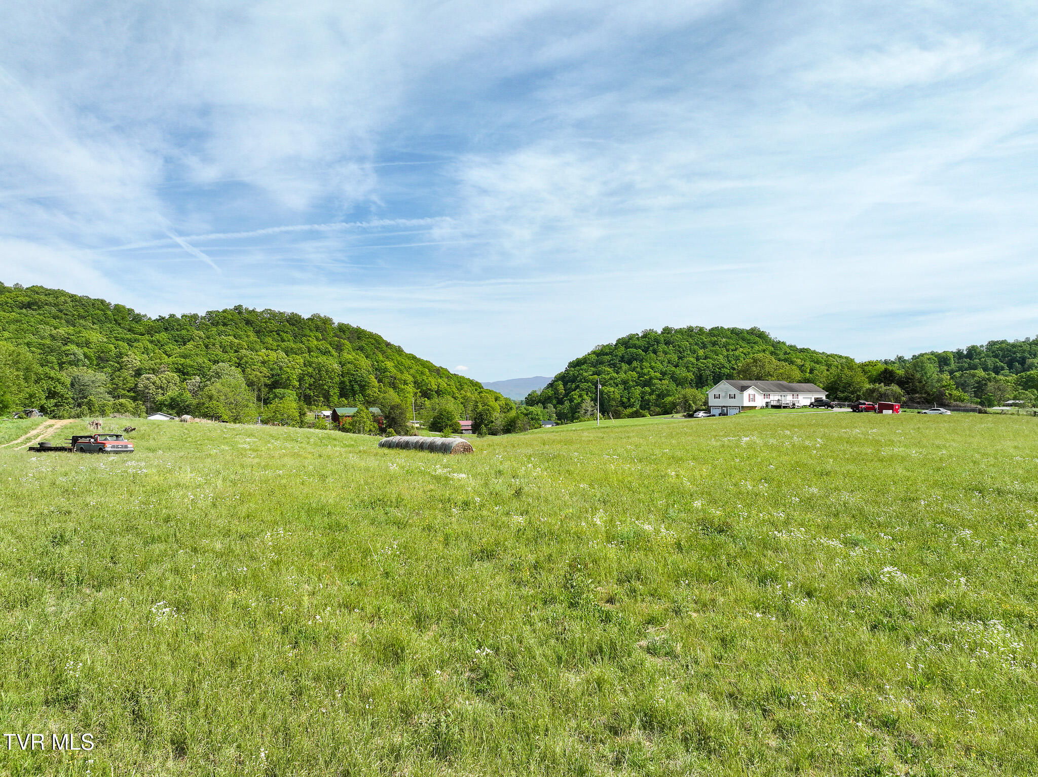 6-7 Rheatown Road, Unit 6 7 Chuckey, TN 37641 - Photo 18 of 22 DJI_20260421150117_0817_D
