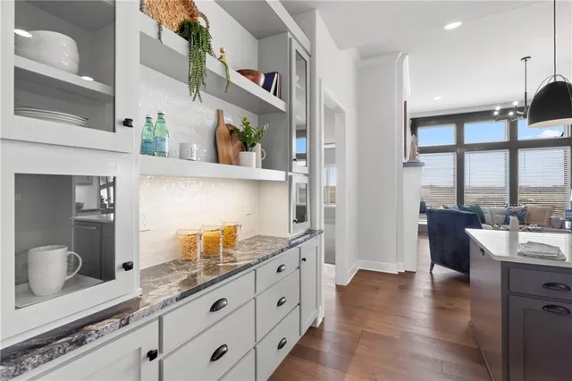 $558,500 | 15301 West 173rd Street, Olathe, KS 66062