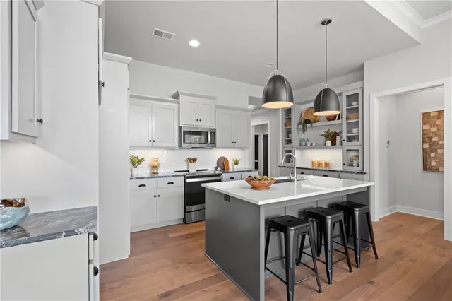 $558,500 | 15301 West 173rd Street, Olathe, KS 66062