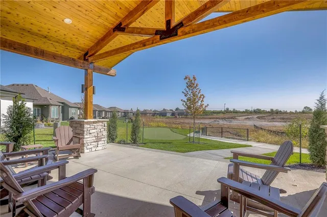 $558,500 | 15301 West 173rd Street, Olathe, KS 66062