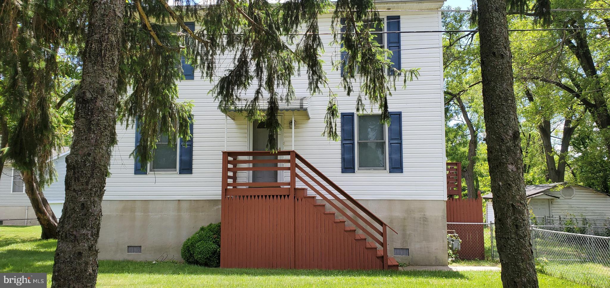 7903 Shore Road Baltimore, MD 21222 - Photo 2 of 41
