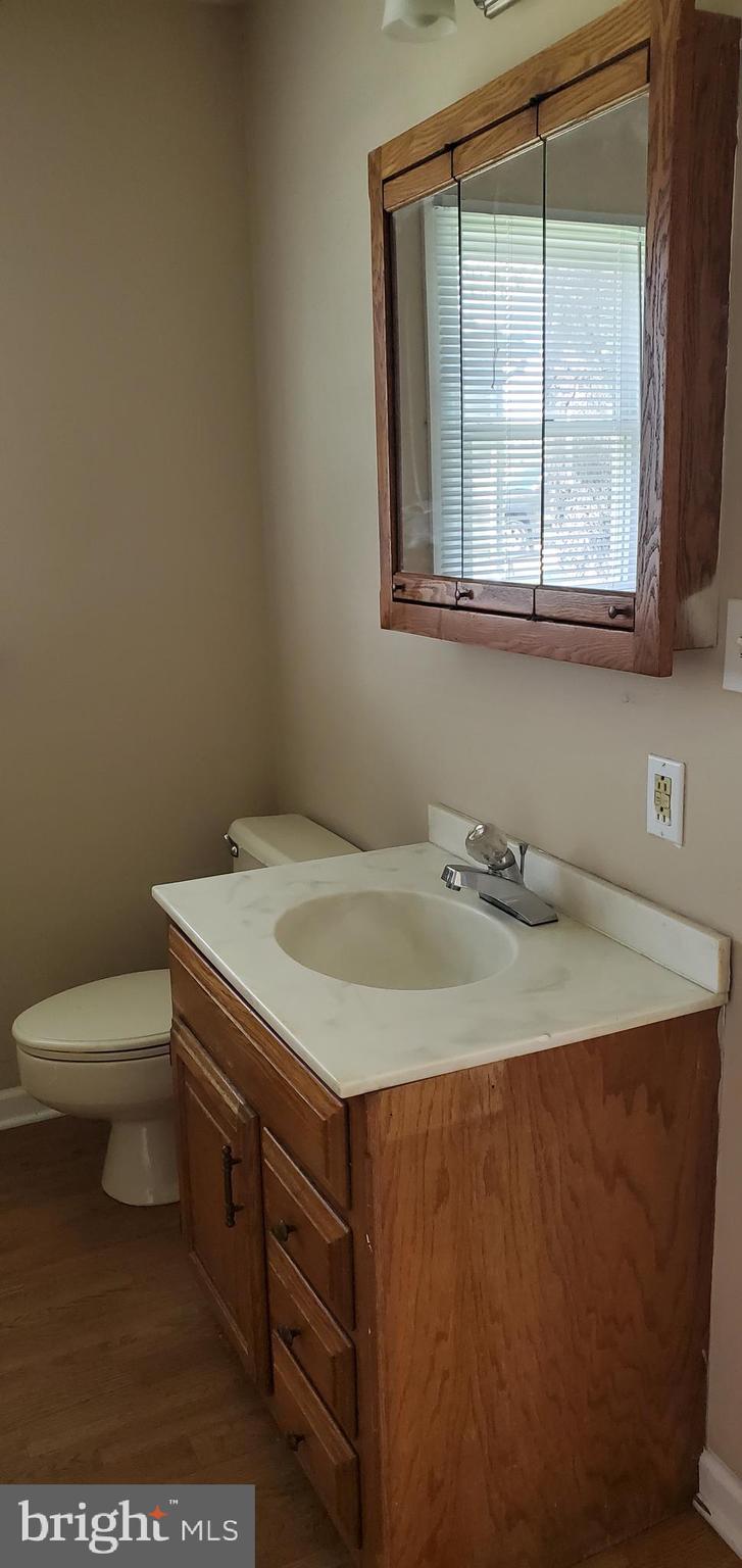 7903 Shore Road Baltimore, MD 21222 - Photo 39 of 41 Full Bath in Guest House