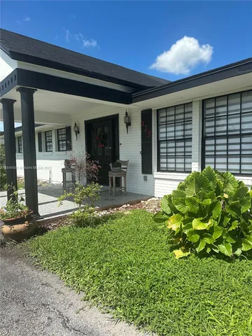 a view of a entryway