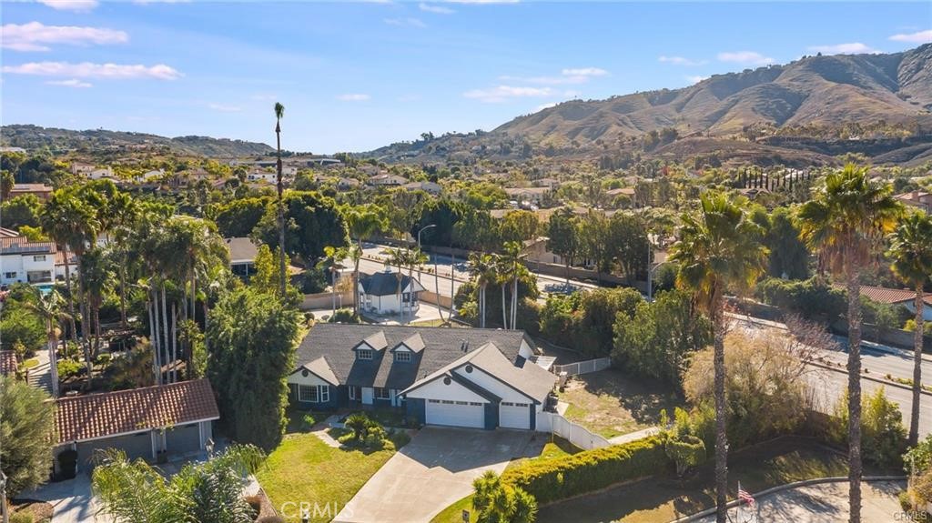 11094 Kayjay Street Riverside, CA 92503 - Photo 2 of 24