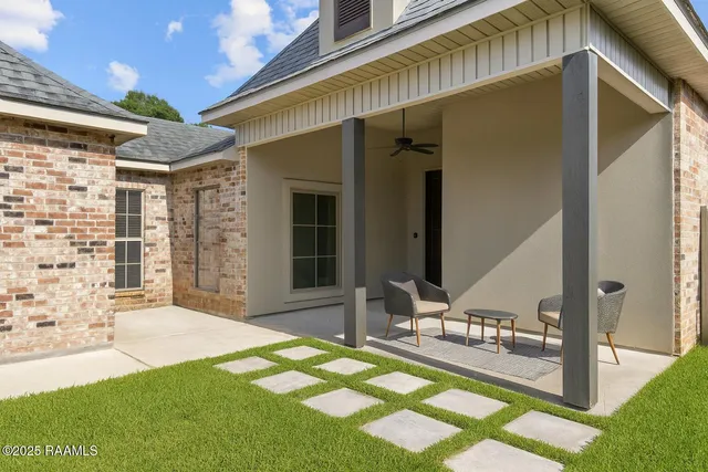 $265,000 | 103 Blue Heron Drive, Lafayette, LA 70508