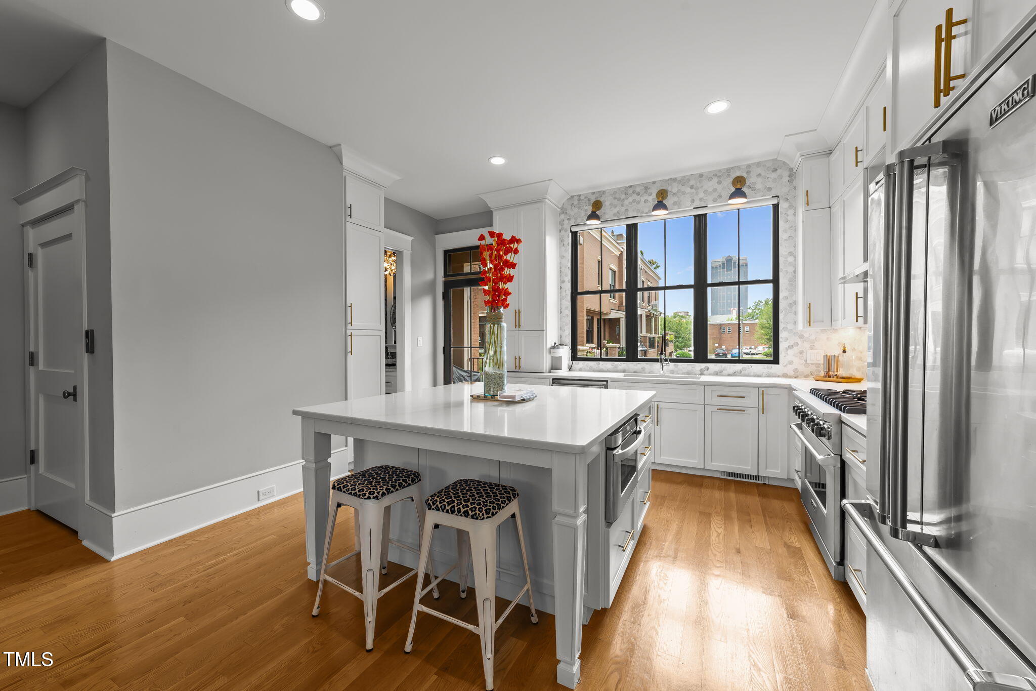 138 South East Street Raleigh, NC 27601 - Photo 14 of 86 28-web-or-mls-VB4A1724