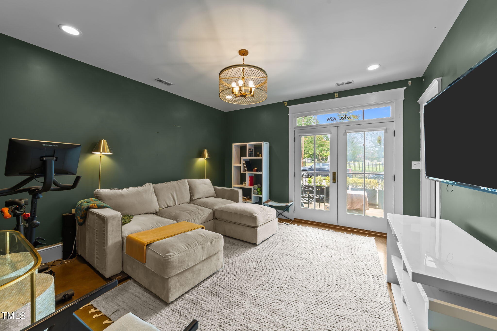 138 South East Street Raleigh, NC 27601 - Photo 29 of 86 33-web-or-mls-VB4A1763