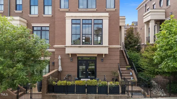 $1,325,000 | 138 South East Street, Raleigh, NC 27601