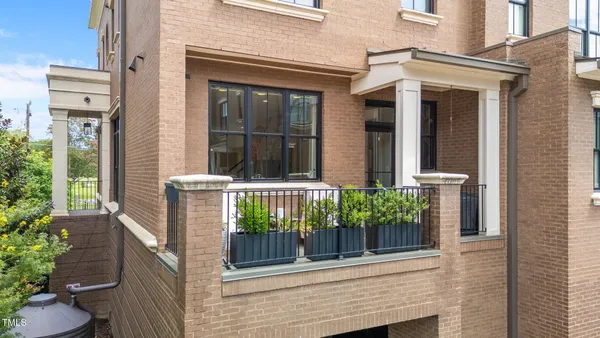 $1,325,000 | 138 South East Street, Raleigh, NC 27601