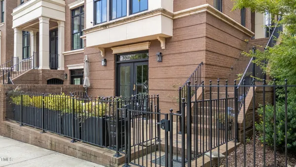 $1,325,000 | 138 South East Street, Raleigh, NC 27601