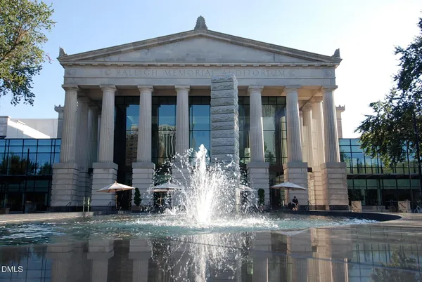 $1,325,000 | 138 South East Street, Raleigh, NC 27601