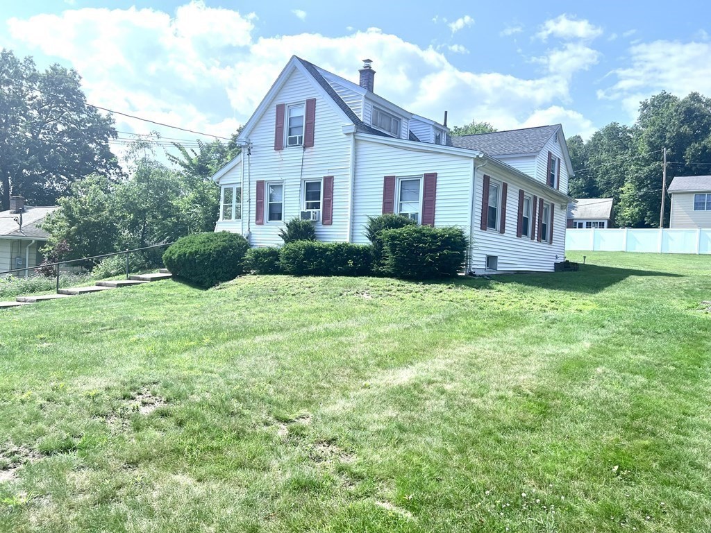 6 Ludlow Road South Hadley, MA 01075 - Photo 3 of 23 Gallery Image 3