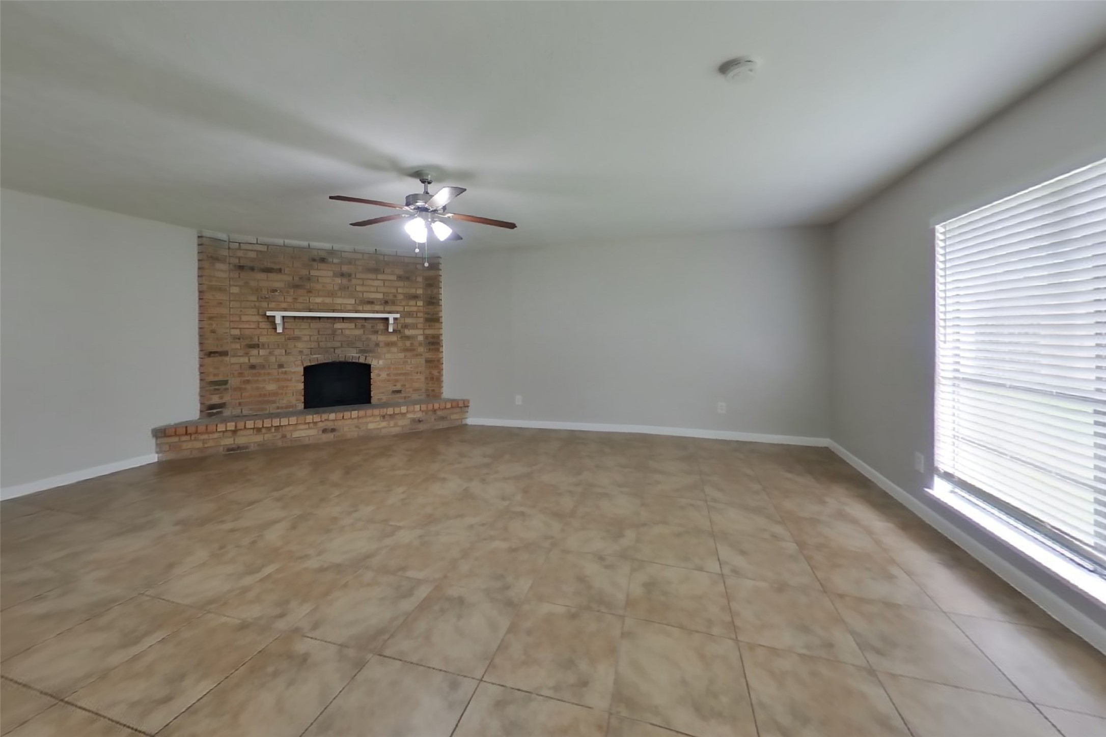 5030 Ridgecreek Drive Houston, TX 77053 - Photo 2 of 15