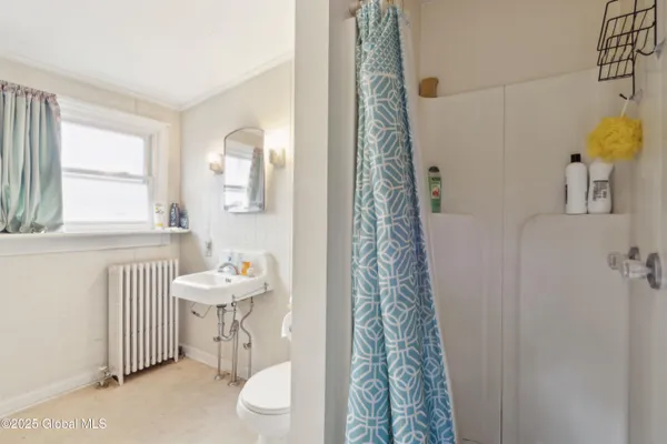 $236,000 | 106 River Street, Middleburgh, NY 12122