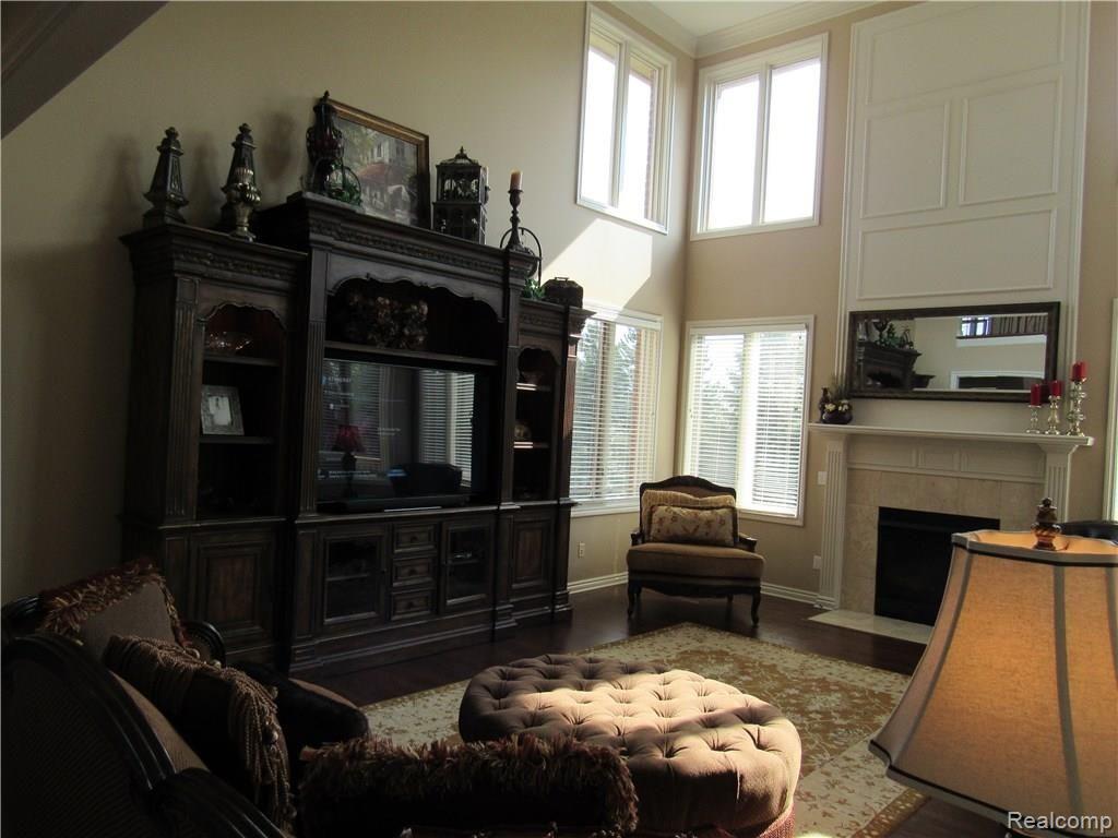 3829 Elk Drive Rochester, MI 48306 - Photo 4 of 23 IMG_0528.JPG