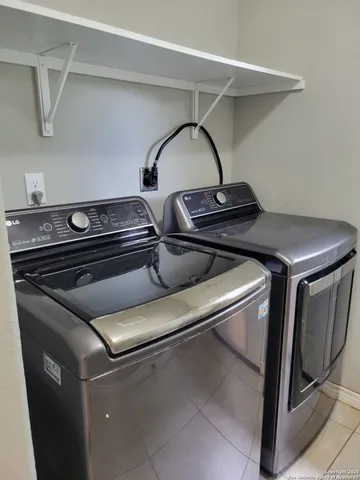 a close view of stove