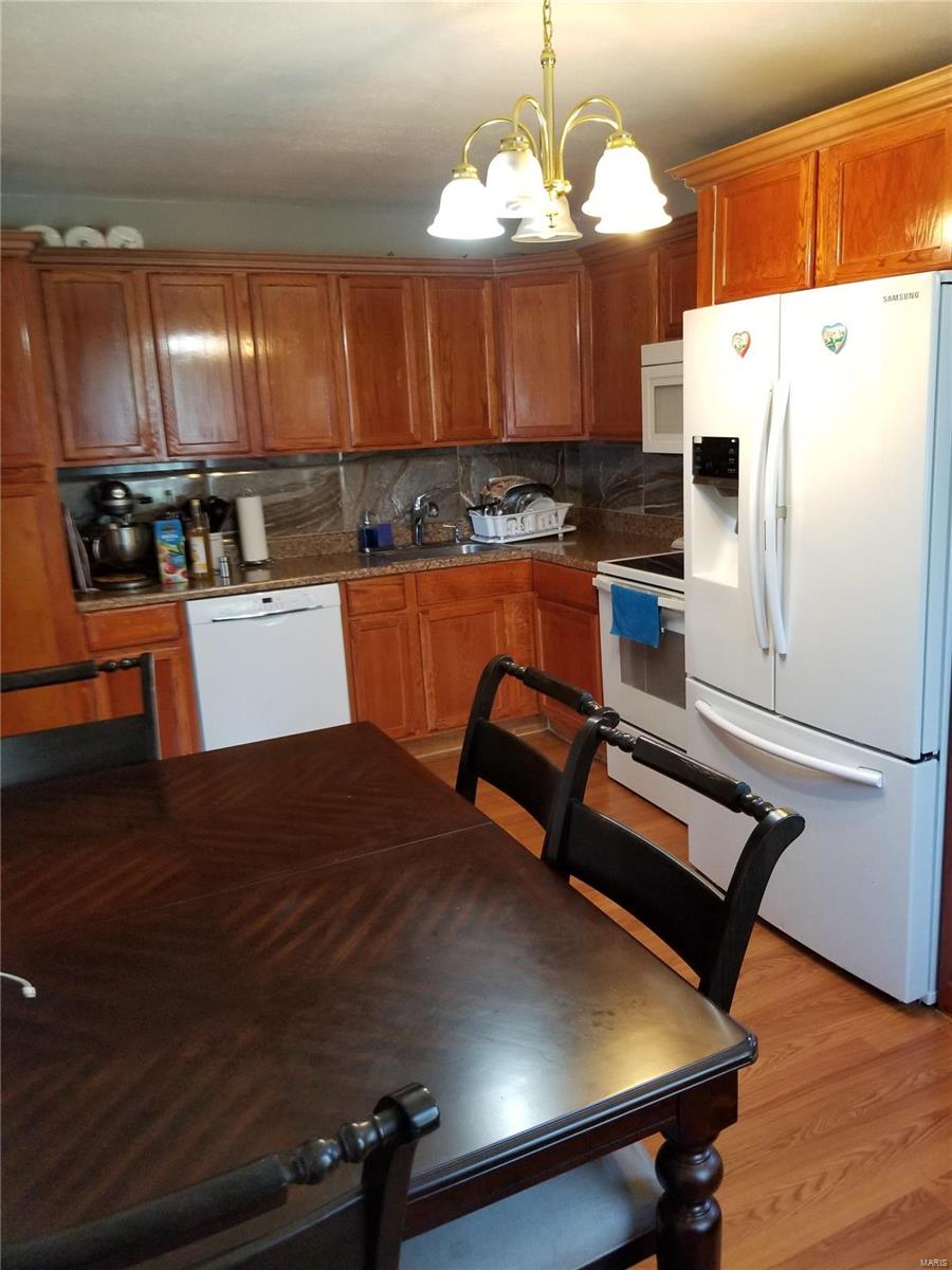543 Forder Road St. Louis, MO 63129 - Photo 6 of 15 Gallery Image 6