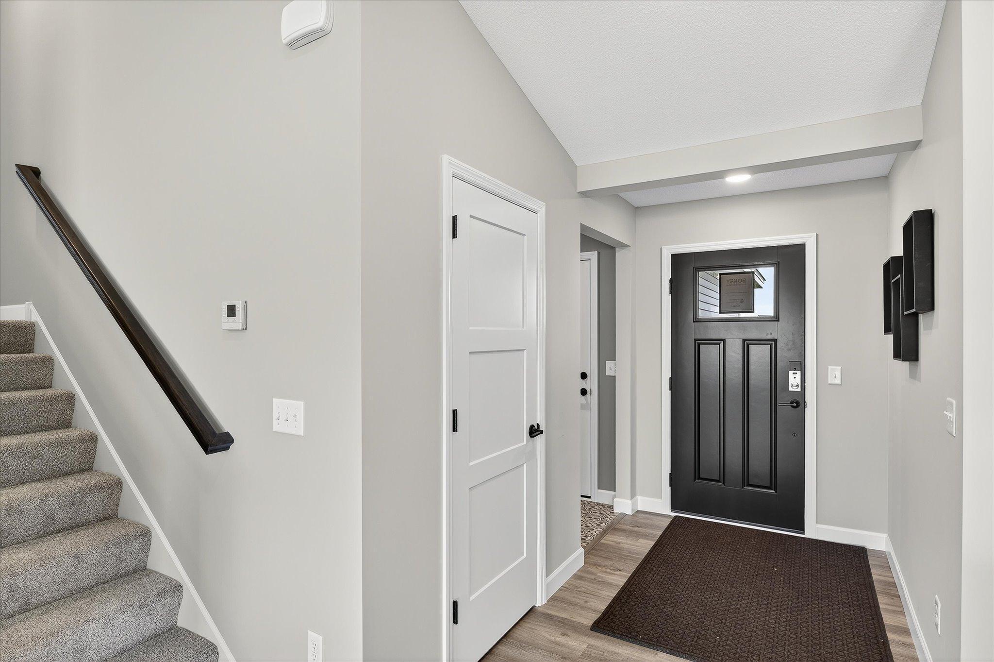 787 Yellowcrest Street Southwest Delano, MN 55328 - Photo 2 of 40