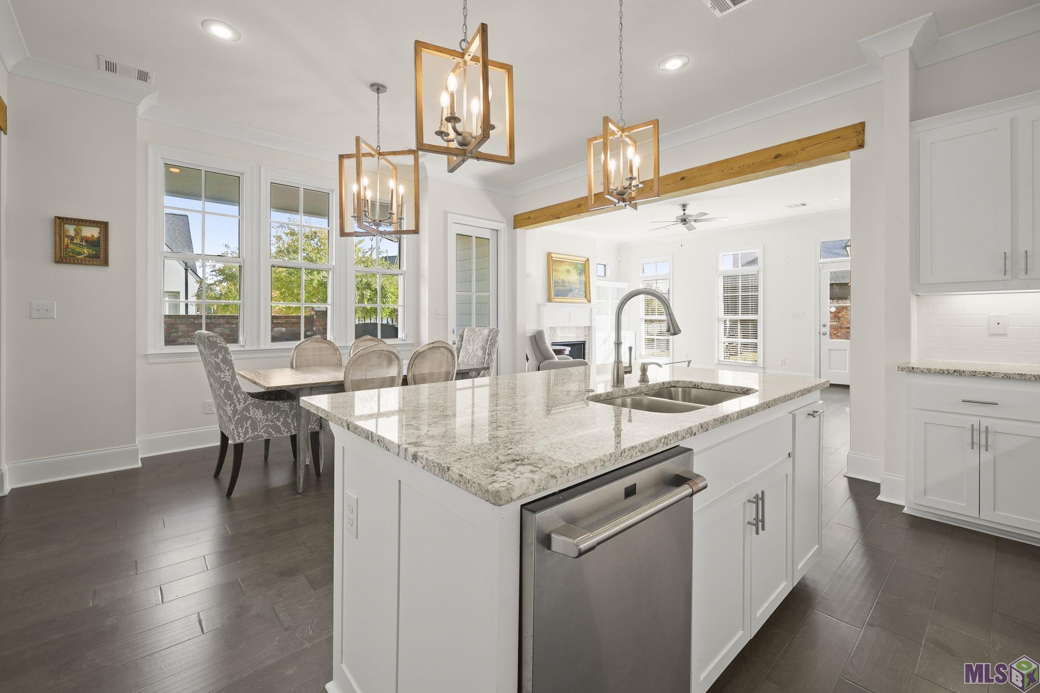 5146 Cheneau Lane Baton Rouge, LA 70808 - Photo 4 of 23