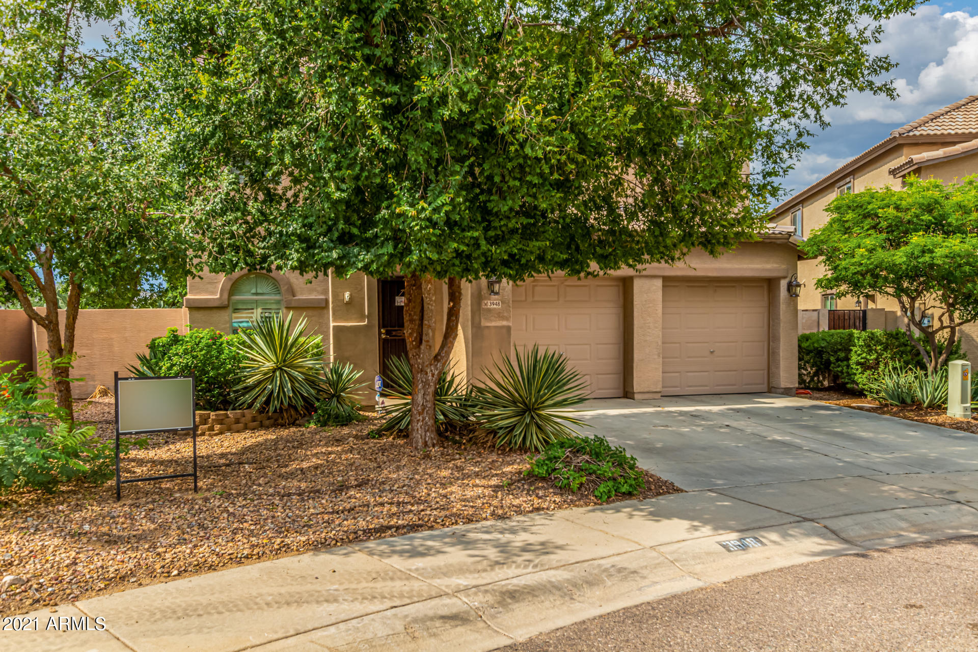 3948 West South Butte Road Queen Creek, AZ 85144 - Photo 2 of 36 02-South Butte