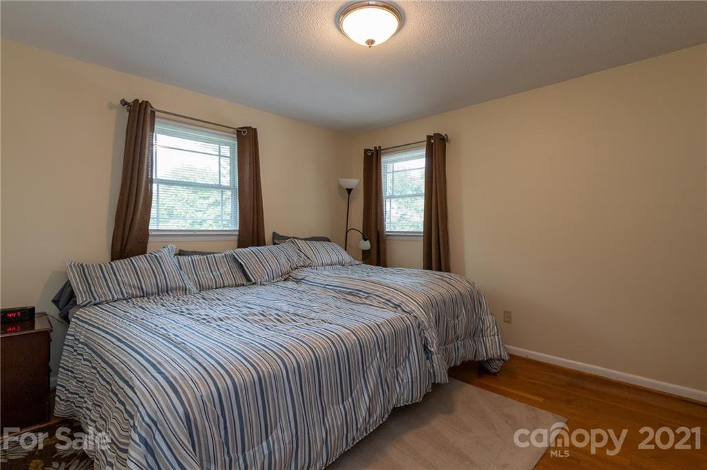602 Holiday Road Gastonia, NC 28054 - Photo 13 of 21 Gallery Image 13