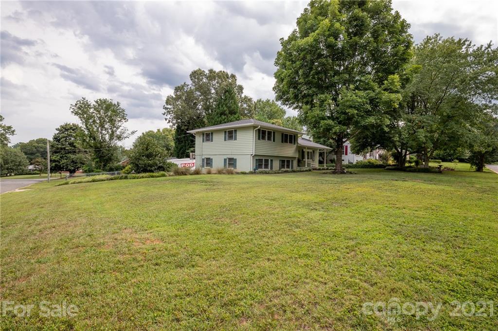 602 Holiday Road Gastonia, NC 28054 - Photo 19 of 21 Gallery Image 19