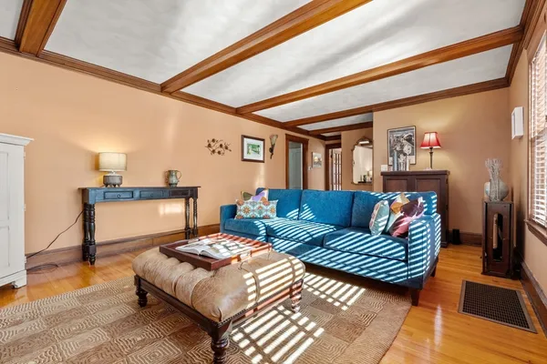 $3,500 | 23 Newman Way, Unit 1, Arlington, MA 02476