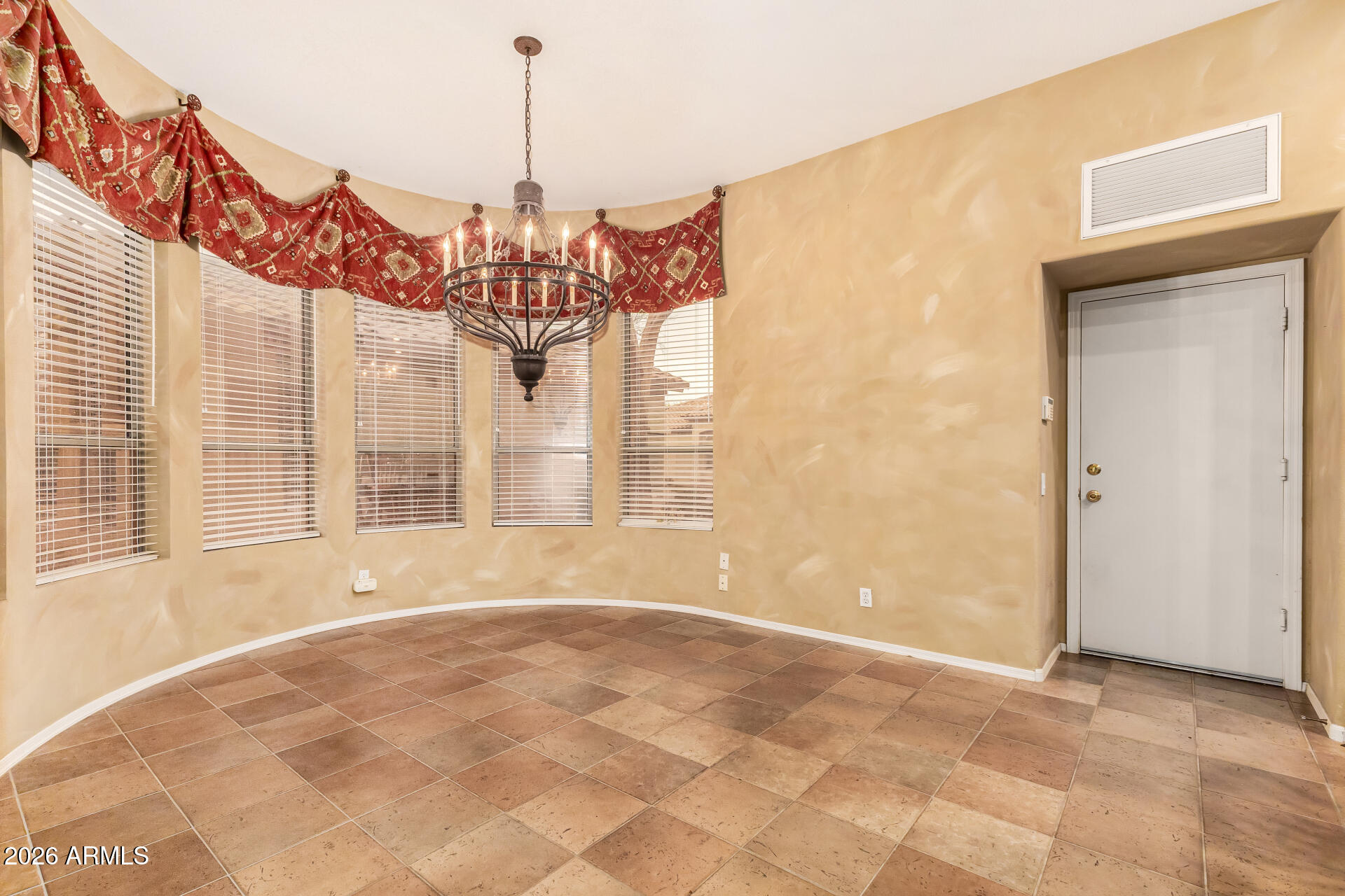 9741 East Holiday Way Sun Lakes, AZ 85248 - Photo 8 of 46 12 Dining Room