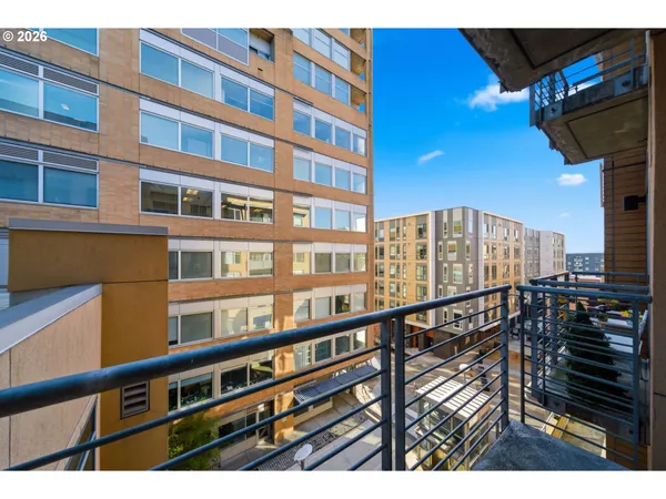 $209,900 | 701 Columbia Street, Unit 501, Vancouver, WA 98660