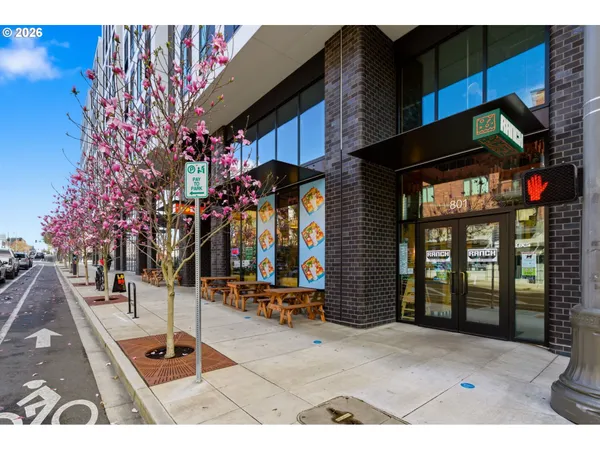 $209,900 | 701 Columbia Street, Unit 501, Vancouver, WA 98660