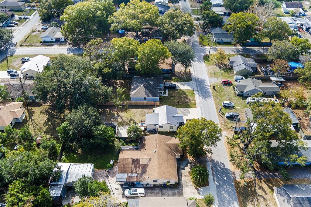 515 Walnut Street Auburndale, FL 33823 - Photo 40 of 45 an aerial view of residential houses with outdoor space