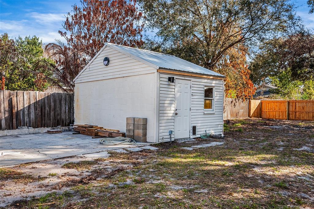 515 Walnut Street Auburndale, FL 33823 - Photo 8 of 45 a view of backyard of house