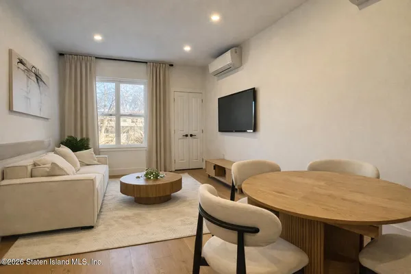$539,000 | 3865 Amboy Road, Unit 2C | Great Kills