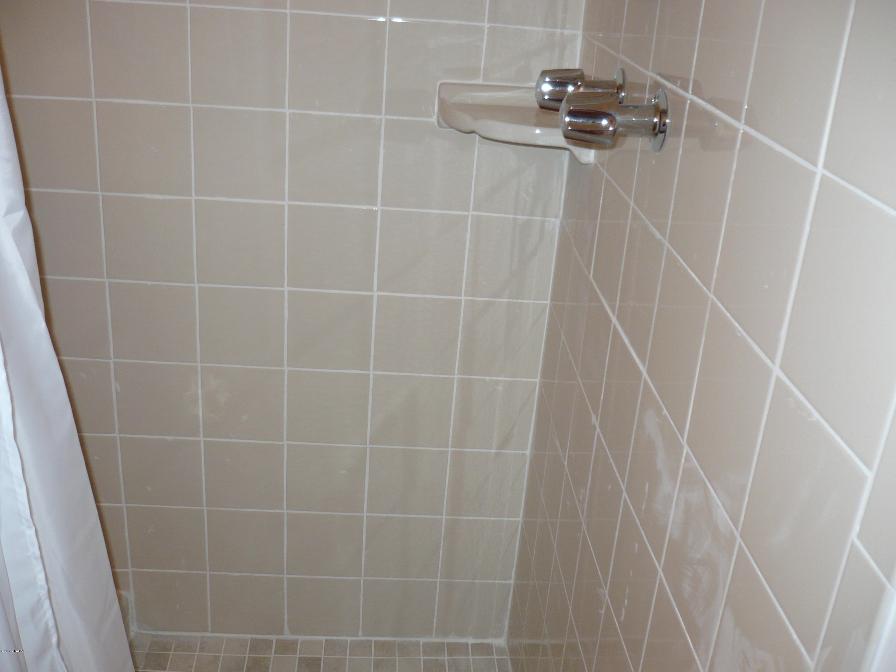4460 East Fort Lowell Road Tucson, AZ 85712 - Photo 12 of 26 Gallery Image 12