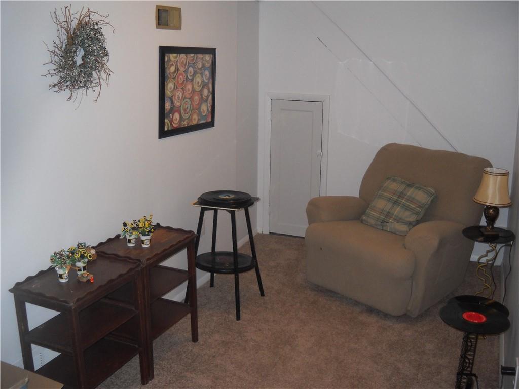 3031 Baker School Road Irwin, PA 15642 - Photo 19 of 20 Gallery Image 19
