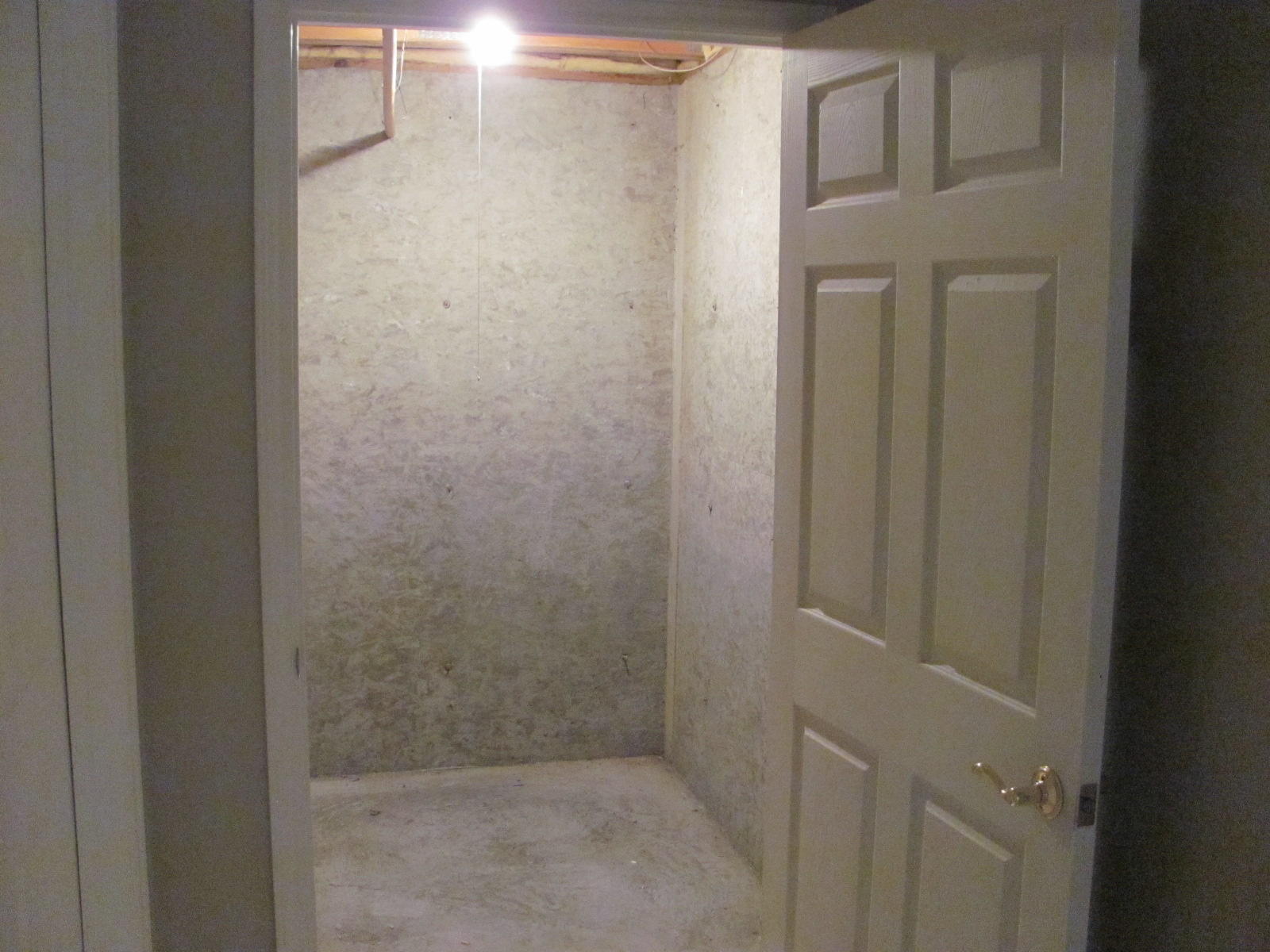 3598 Grandin Road Roanoke, VA 24018 - Photo 40 of 51 Storage
