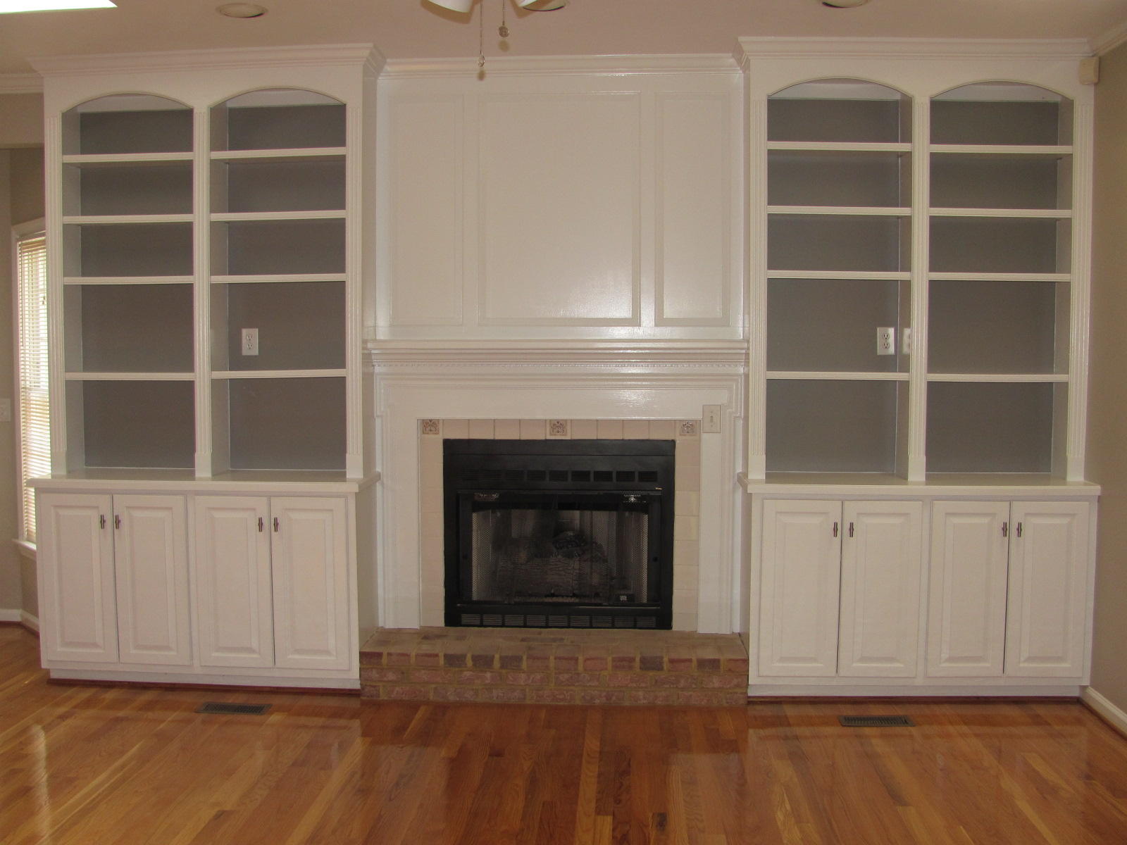 3598 Grandin Road Roanoke, VA 24018 - Photo 8 of 51 Gas Log Fireplace