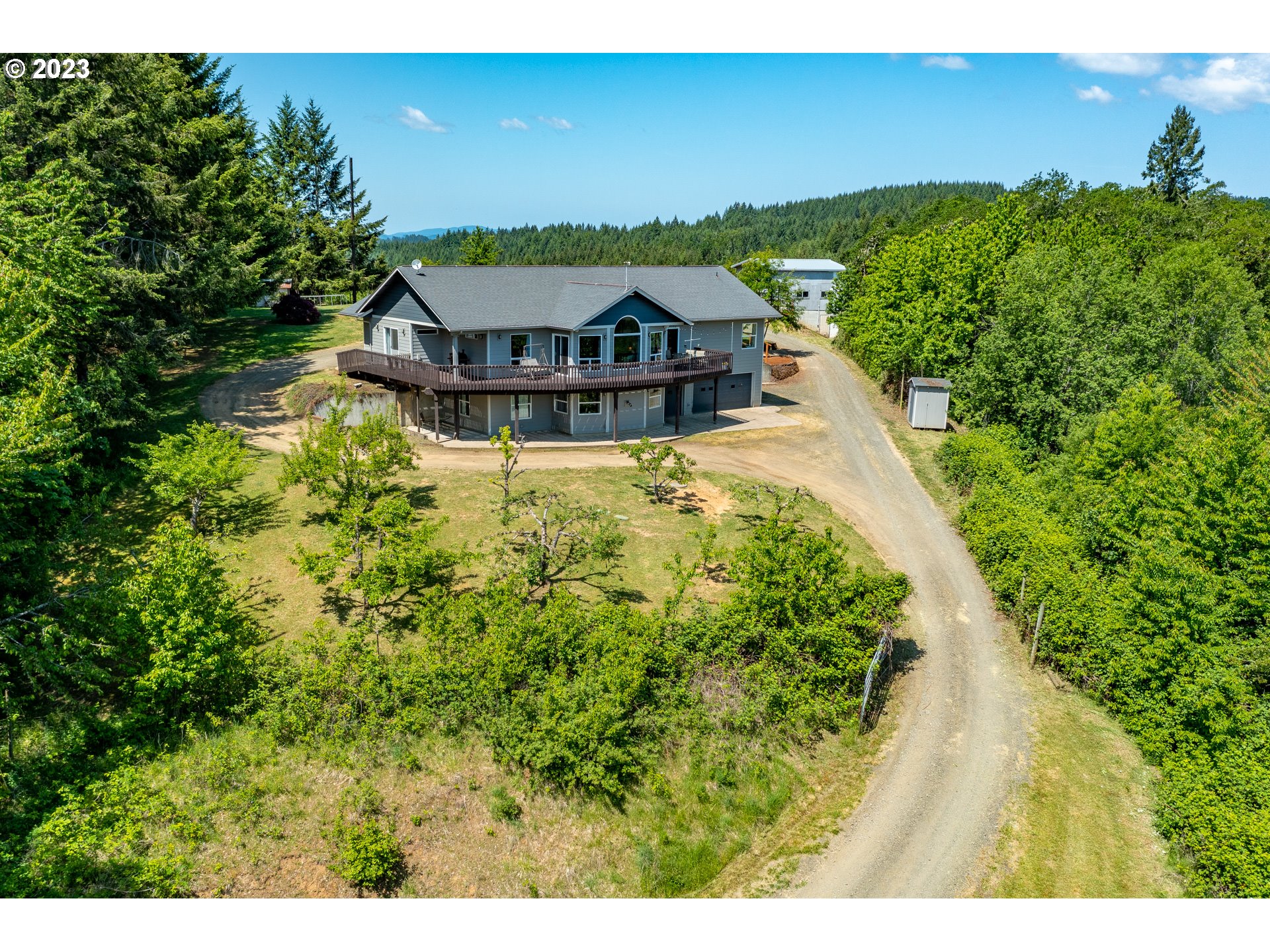 19350 Southwest Canyon Road Sheridan, OR 97378 - Photo 5 of 39 Gallery Image 5