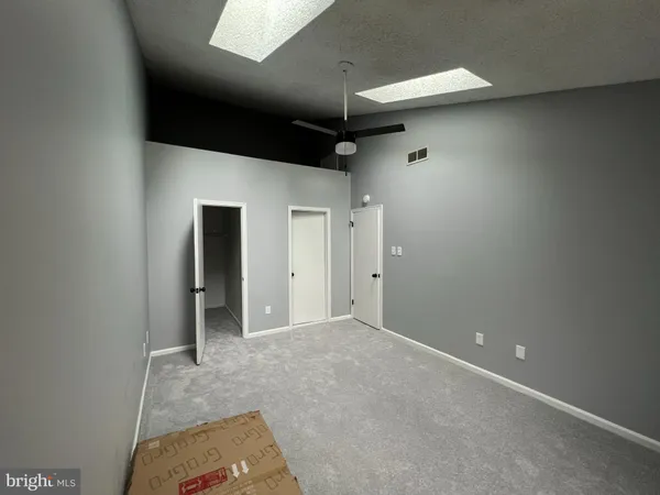 $2,300 | 13 Michele Court, Unit 118, Levittown, PA 19057