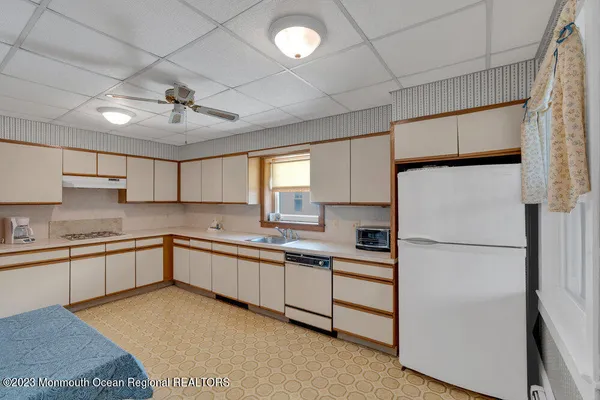 $6,000 | 683 Main Avenue, Bay Head, NJ 08742