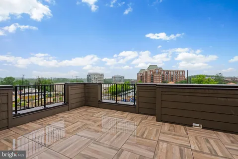 a view of a terrace with sky view