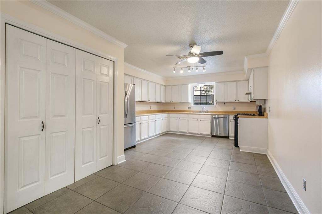 2220 Tortoise Drive Mandeville, LA 70448 - Photo 5 of 13
