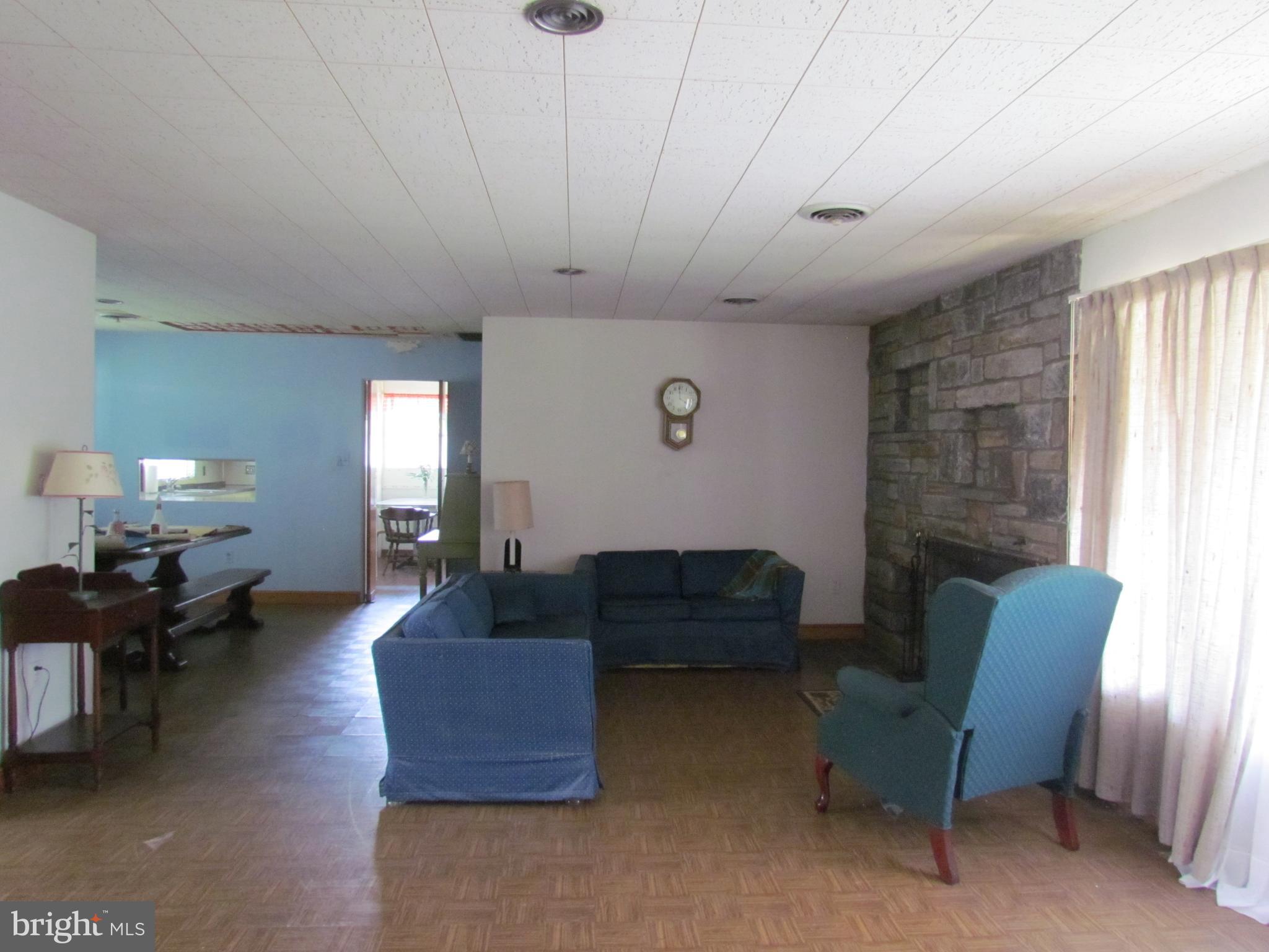 215 Maple Avenue Reading, PA 19607 - Photo 14 of 52 Gallery Image 14