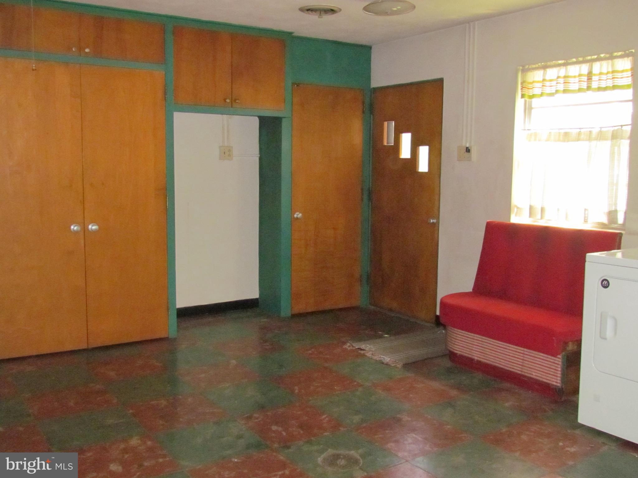 215 Maple Avenue Reading, PA 19607 - Photo 26 of 52 Gallery Image 26