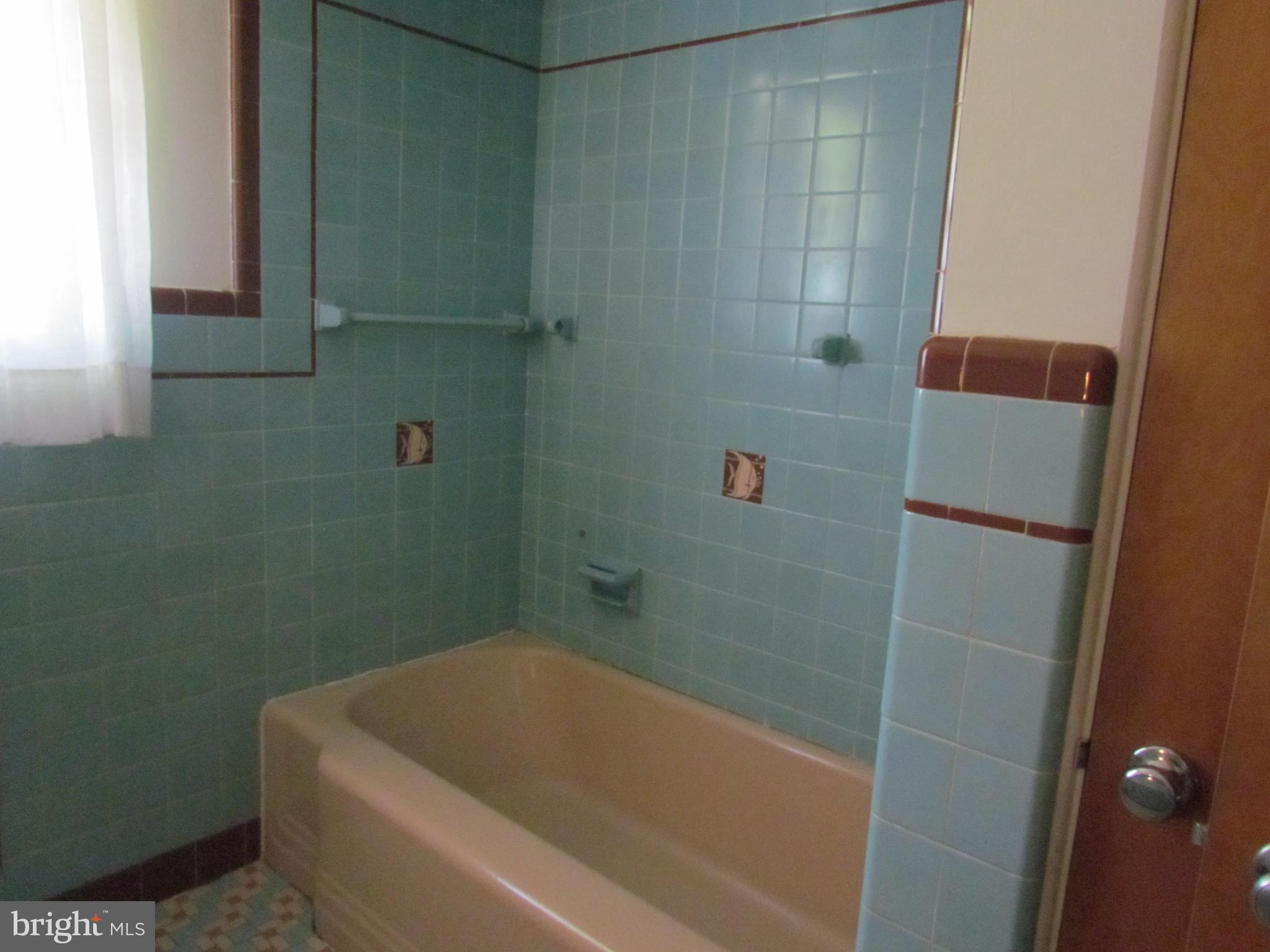 215 Maple Avenue Reading, PA 19607 - Photo 38 of 52 Gallery Image 38