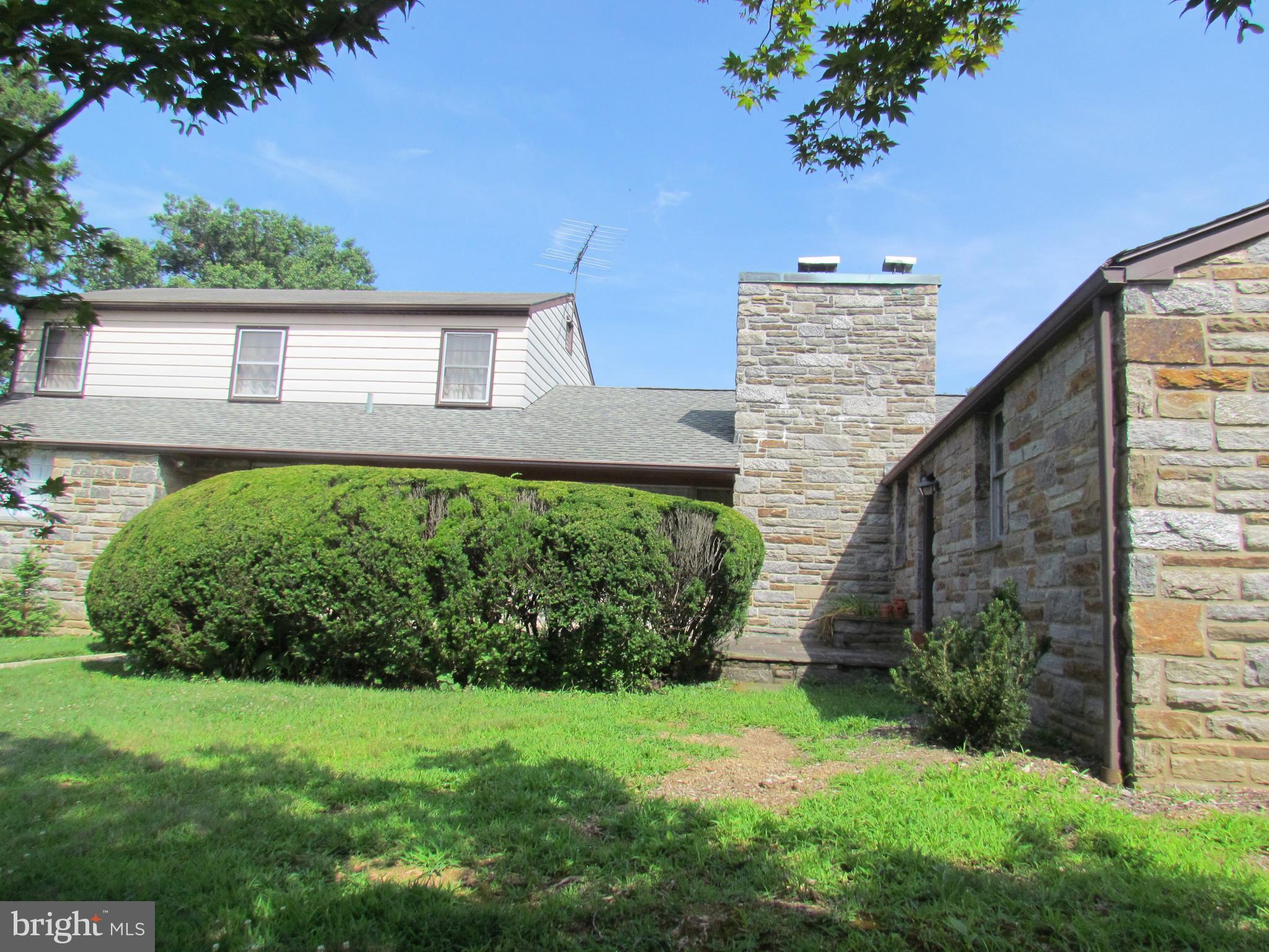 215 Maple Avenue Reading, PA 19607 - Photo 7 of 52 Gallery Image 7