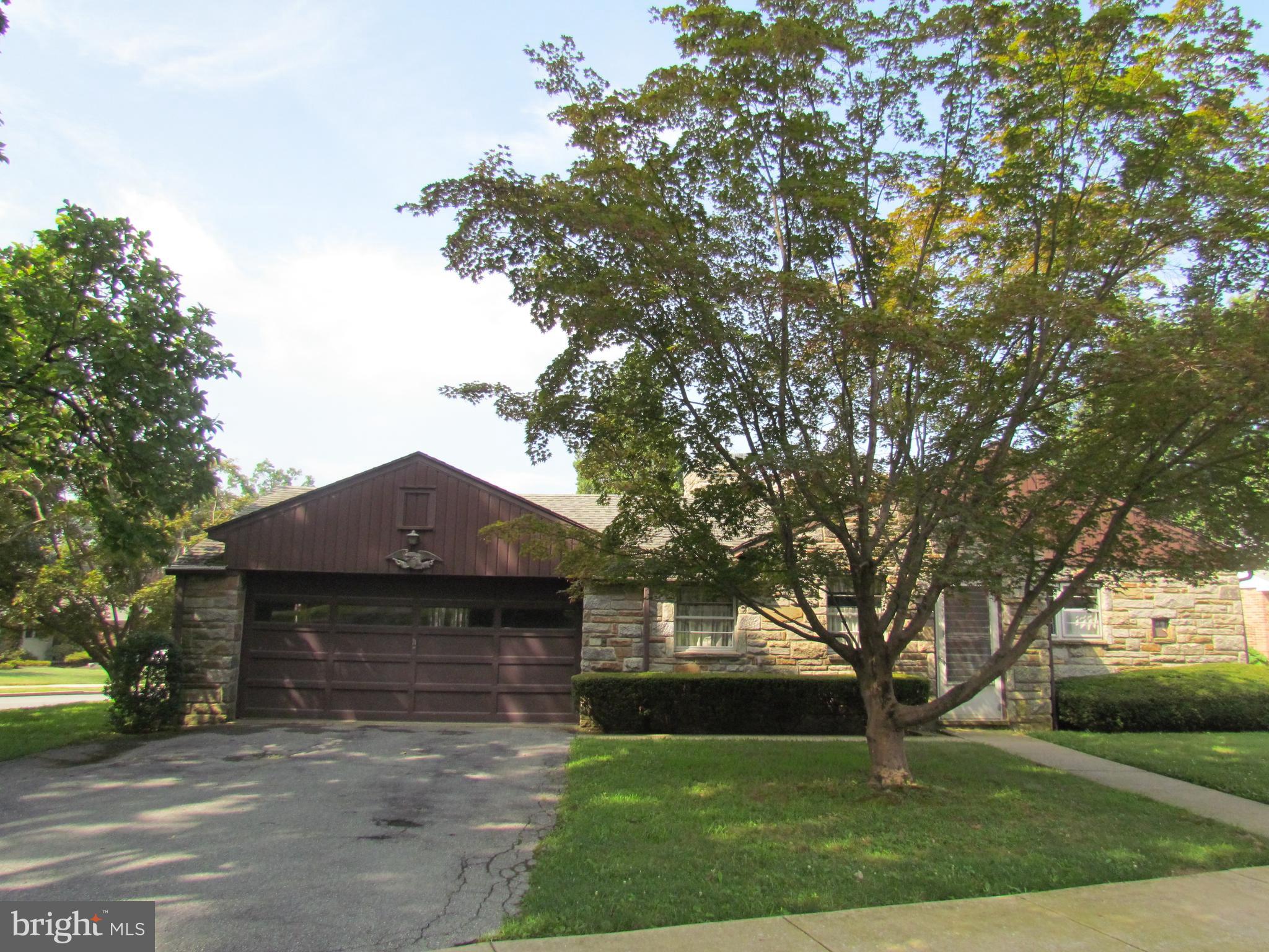 215 Maple Avenue Reading, PA 19607 - Photo 8 of 52 Gallery Image 8